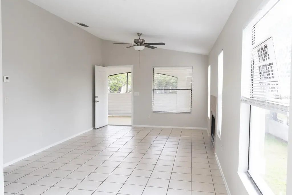 3160 S Semoran Boulevard Orlando FL 32822