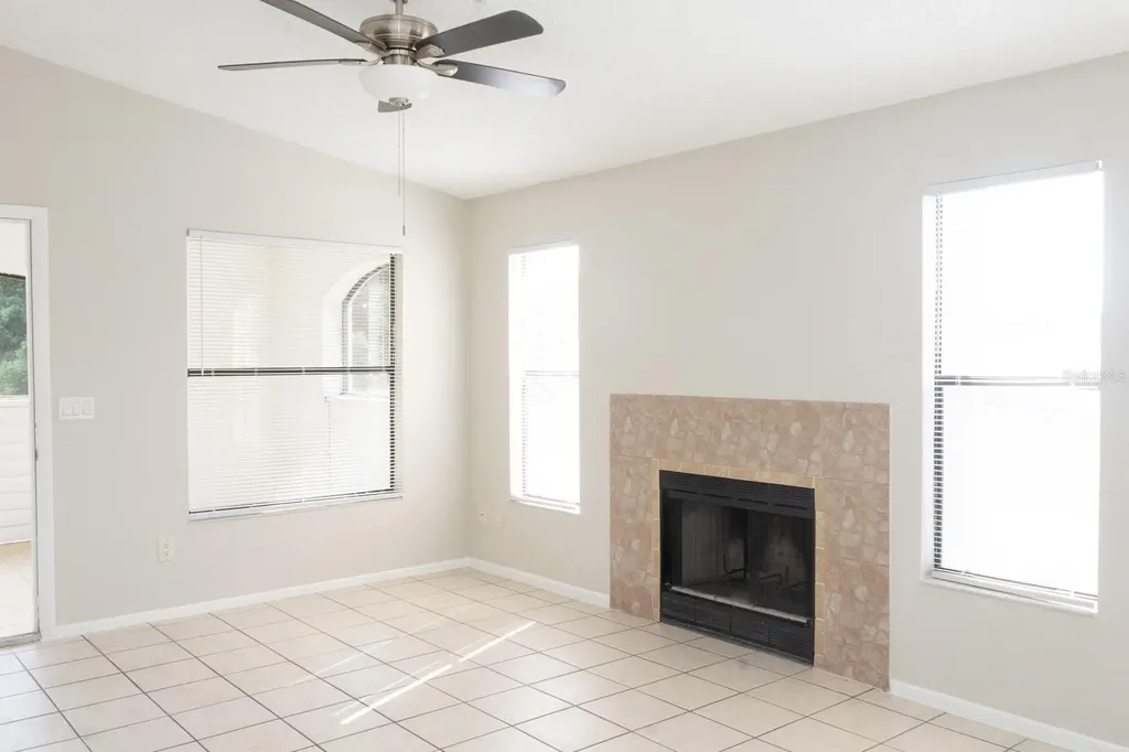 3160 S Semoran Boulevard Orlando FL 32822