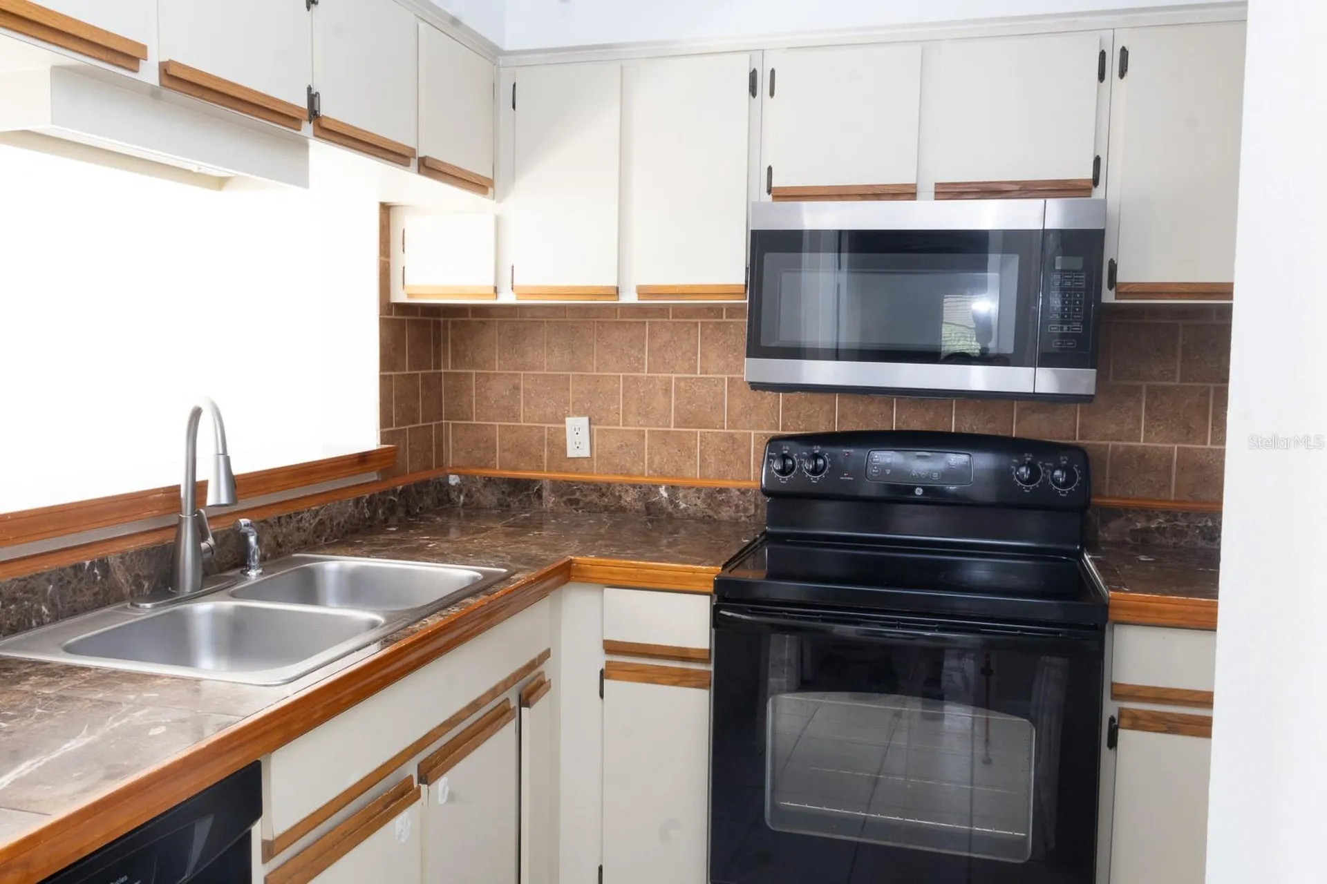 3160 S Semoran Boulevard Orlando FL 32822