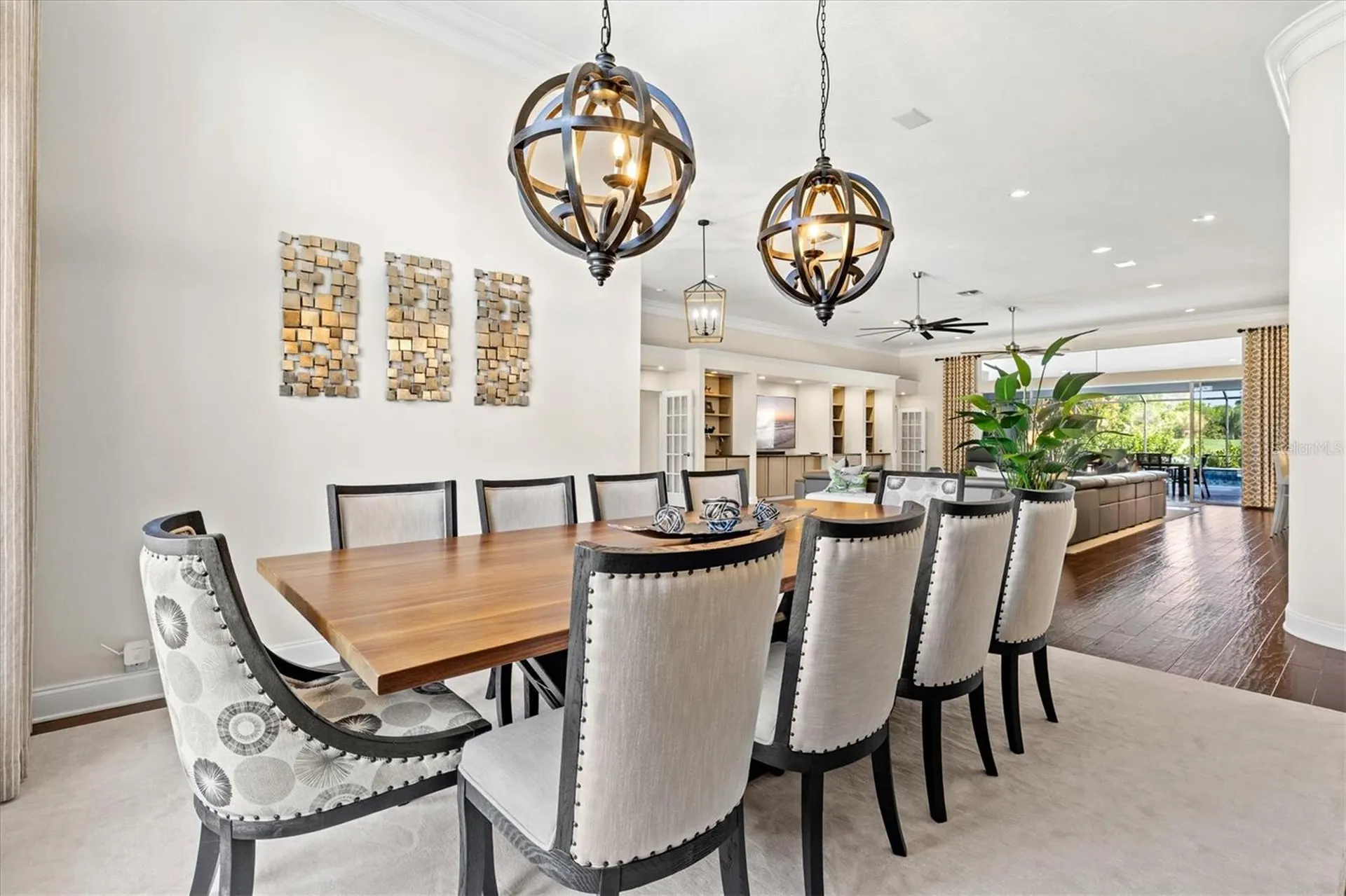 7305 Links Court Sarasota FL 34243