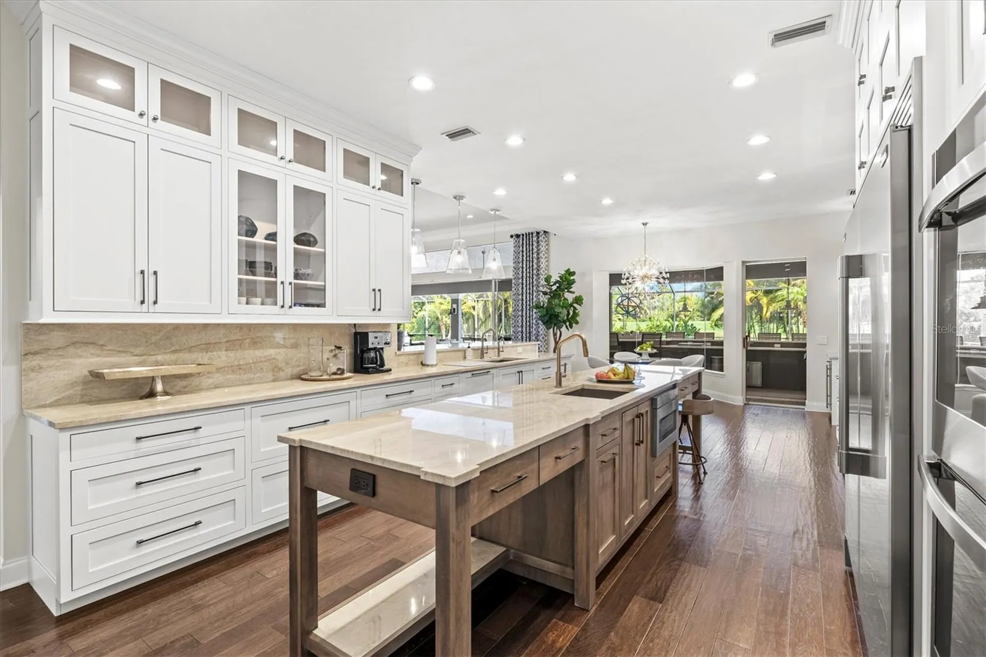 7305 Links Court Sarasota FL 34243