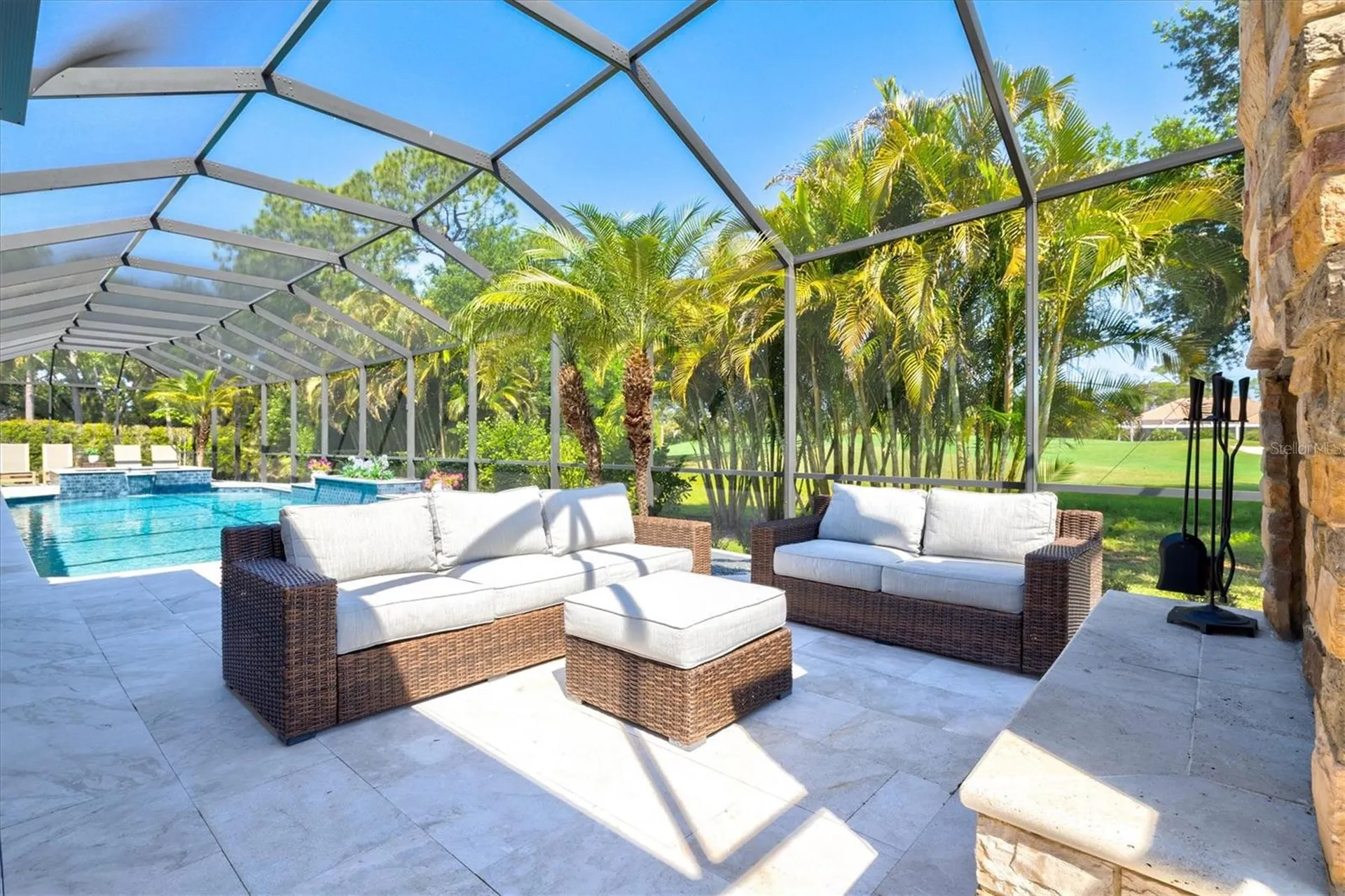 7305 Links Court Sarasota FL 34243