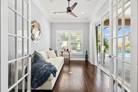 7305 Links Court Sarasota FL 34243