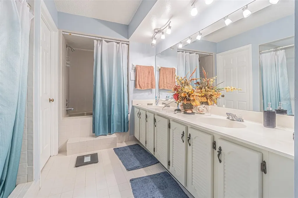 14820 Rue De Bayonne Clearwater FL 33762