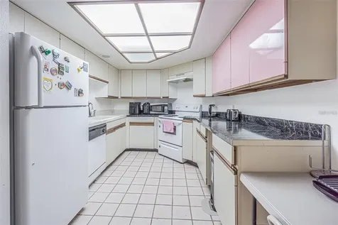 14820 Rue De Bayonne Clearwater FL 33762