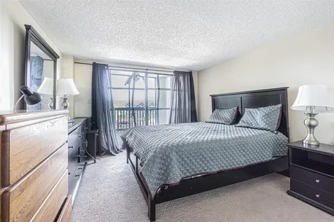 14820 Rue De Bayonne Clearwater FL 33762
