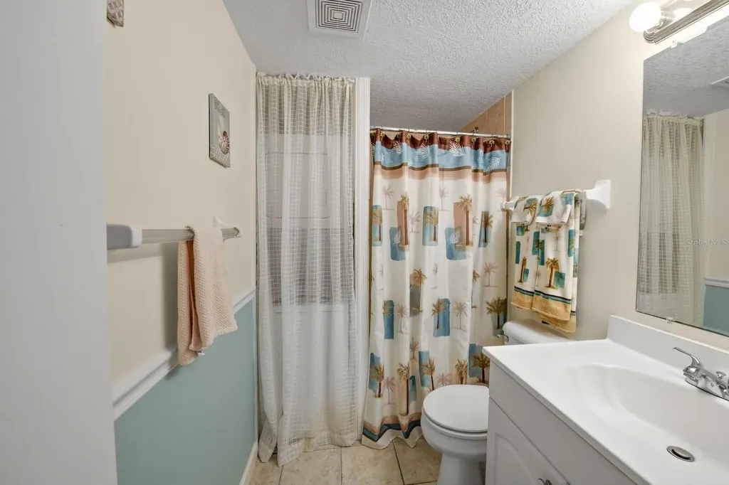 4300 Baywood Boulevard Mount Dora FL 32757
