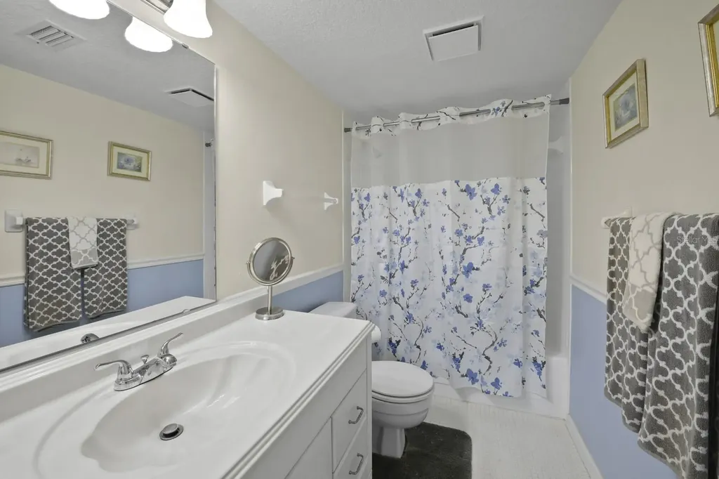 4300 Baywood Boulevard Mount Dora FL 32757