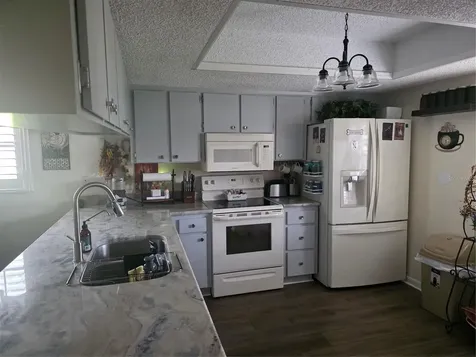 38225 Boxwood Drive Zephyrhills FL 33542
