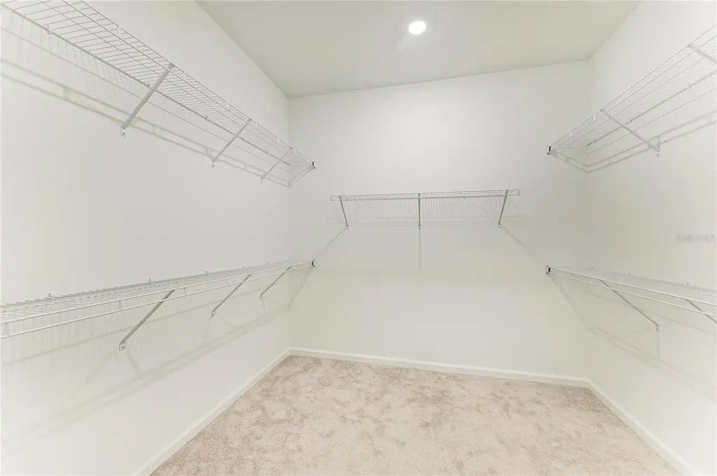 5637 Silverside Pine Court Bradenton FL 34211