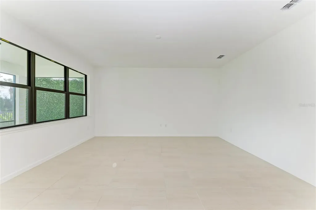 5637 Silverside Pine Court Bradenton FL 34211