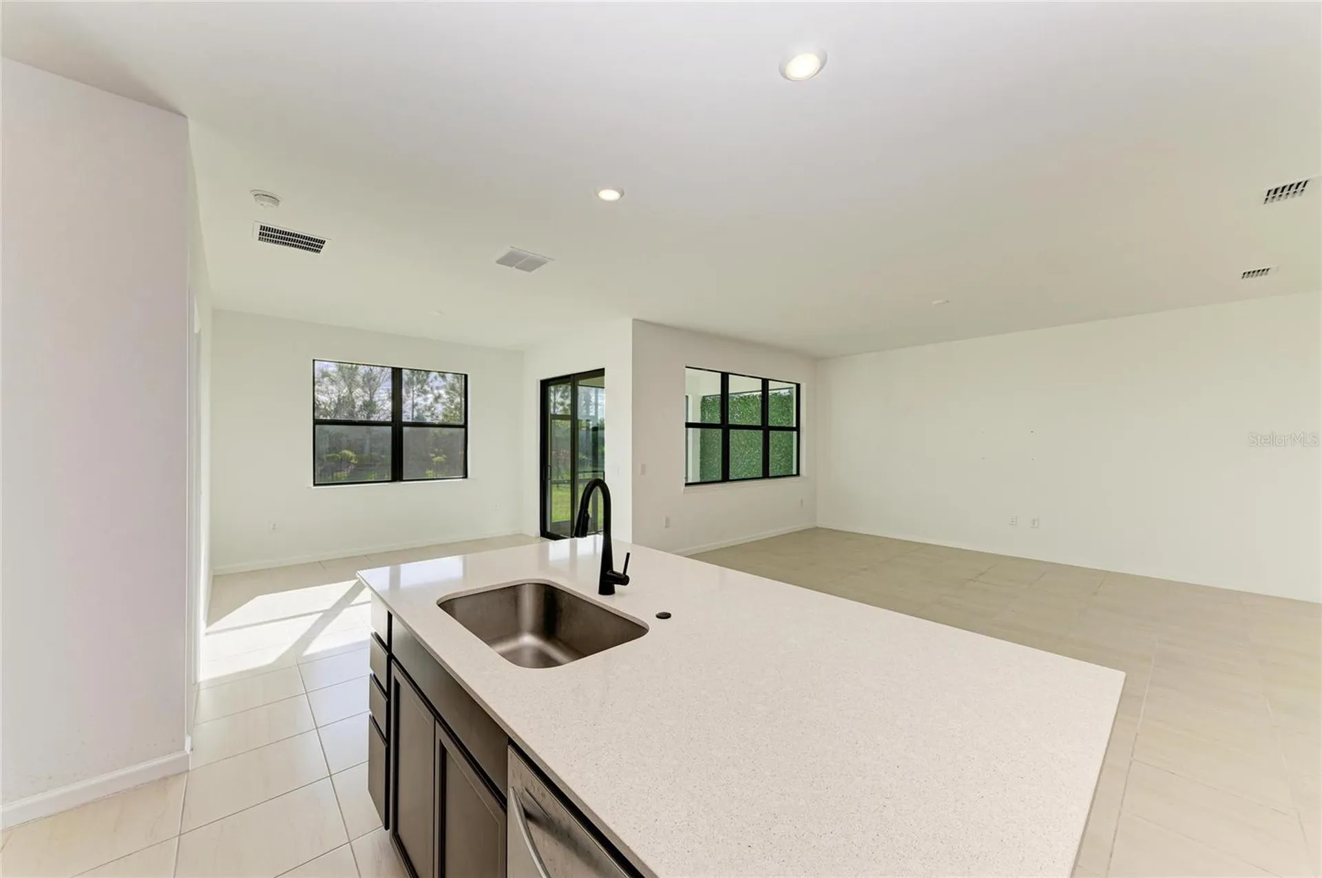 5637 Silverside Pine Court Bradenton FL 34211