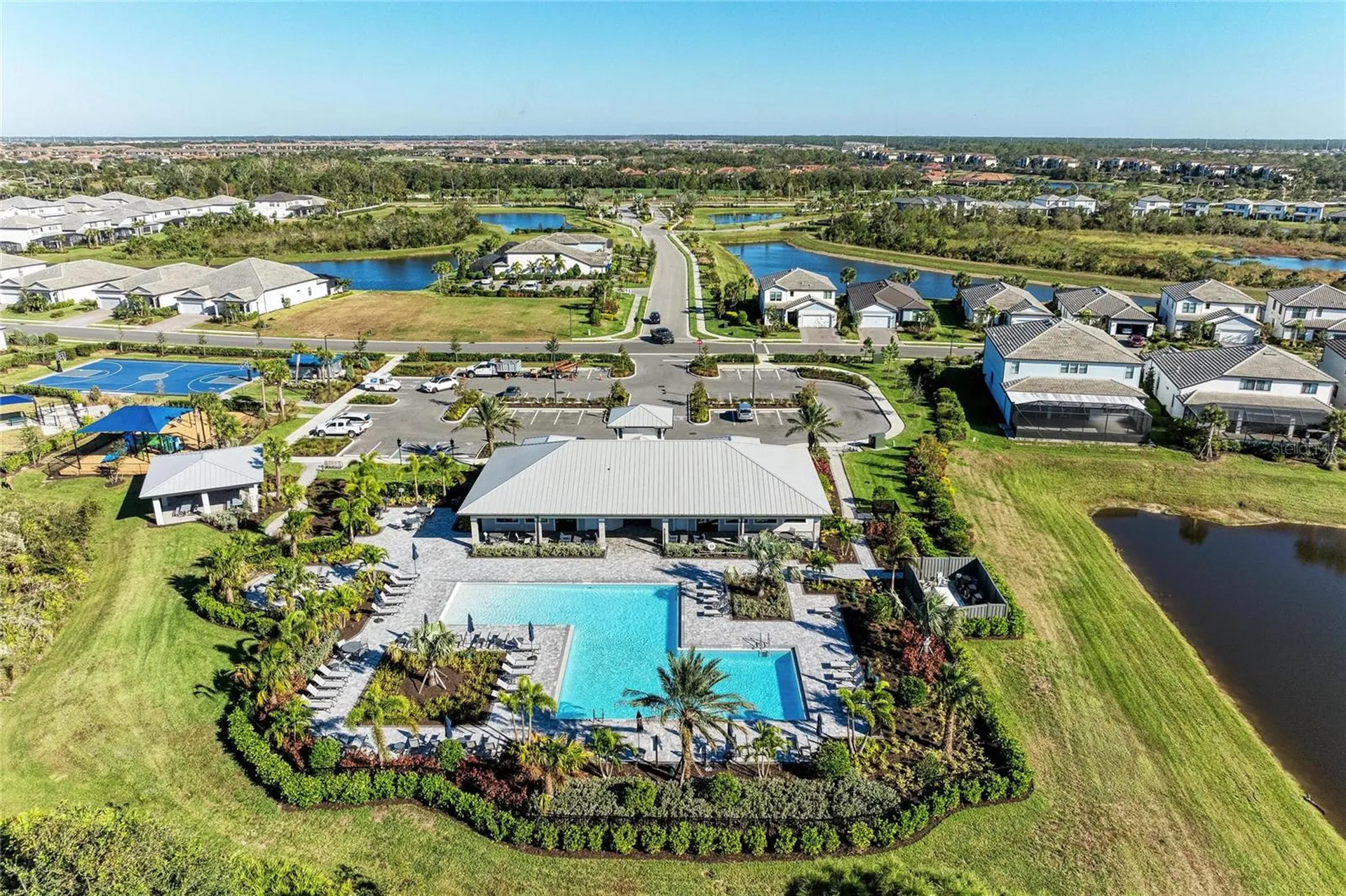 5637 Silverside Pine Court Bradenton FL 34211
