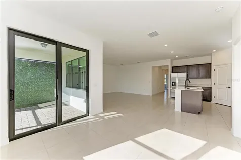5637 Silverside Pine Court Bradenton FL 34211