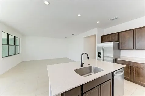 5637 Silverside Pine Court Bradenton FL 34211