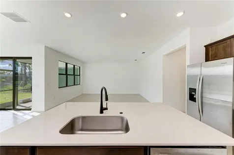 5637 Silverside Pine Court Bradenton FL 34211