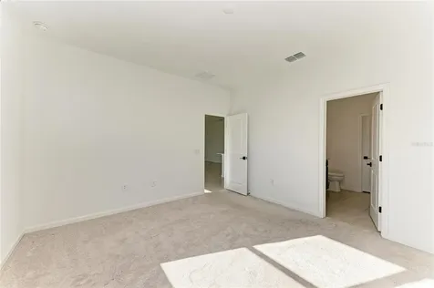 5637 Silverside Pine Court Bradenton FL 34211