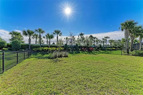 5637 Silverside Pine Court Bradenton FL 34211
