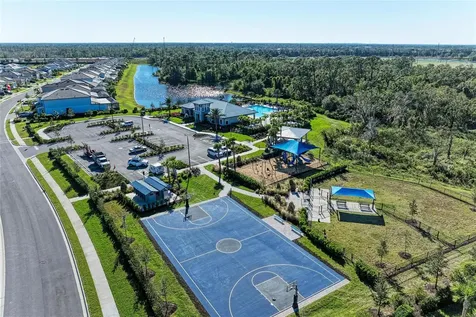 5637 Silverside Pine Court Bradenton FL 34211