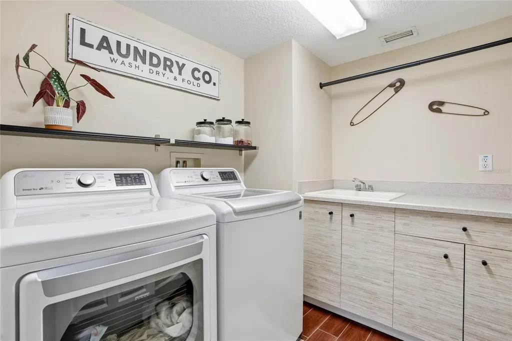 1307 Crepe Myrtle Lane Port Orange FL 32128