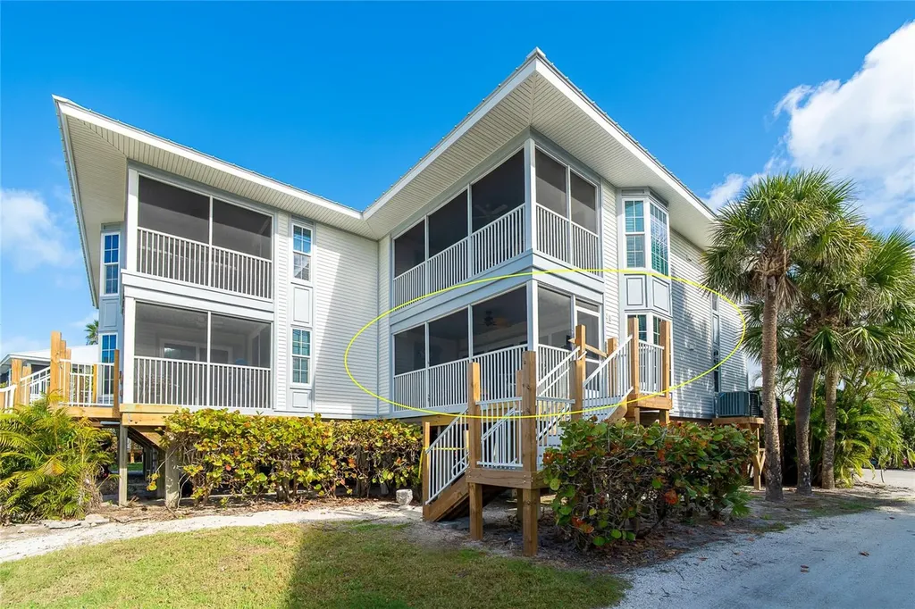 7446 Palm Island Drive Placida FL 33946