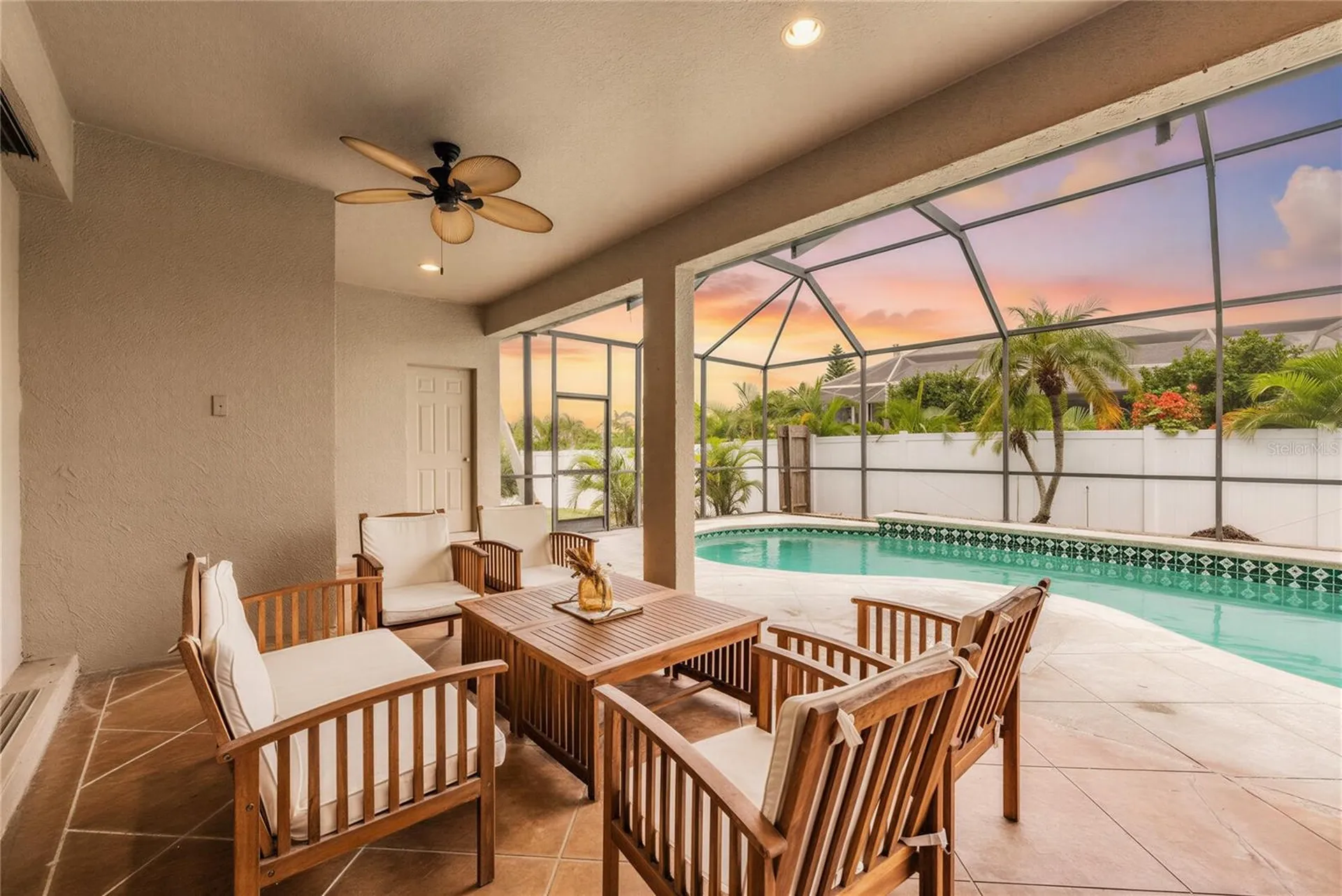 821 Greenview Drive Apollo Beach FL 33572