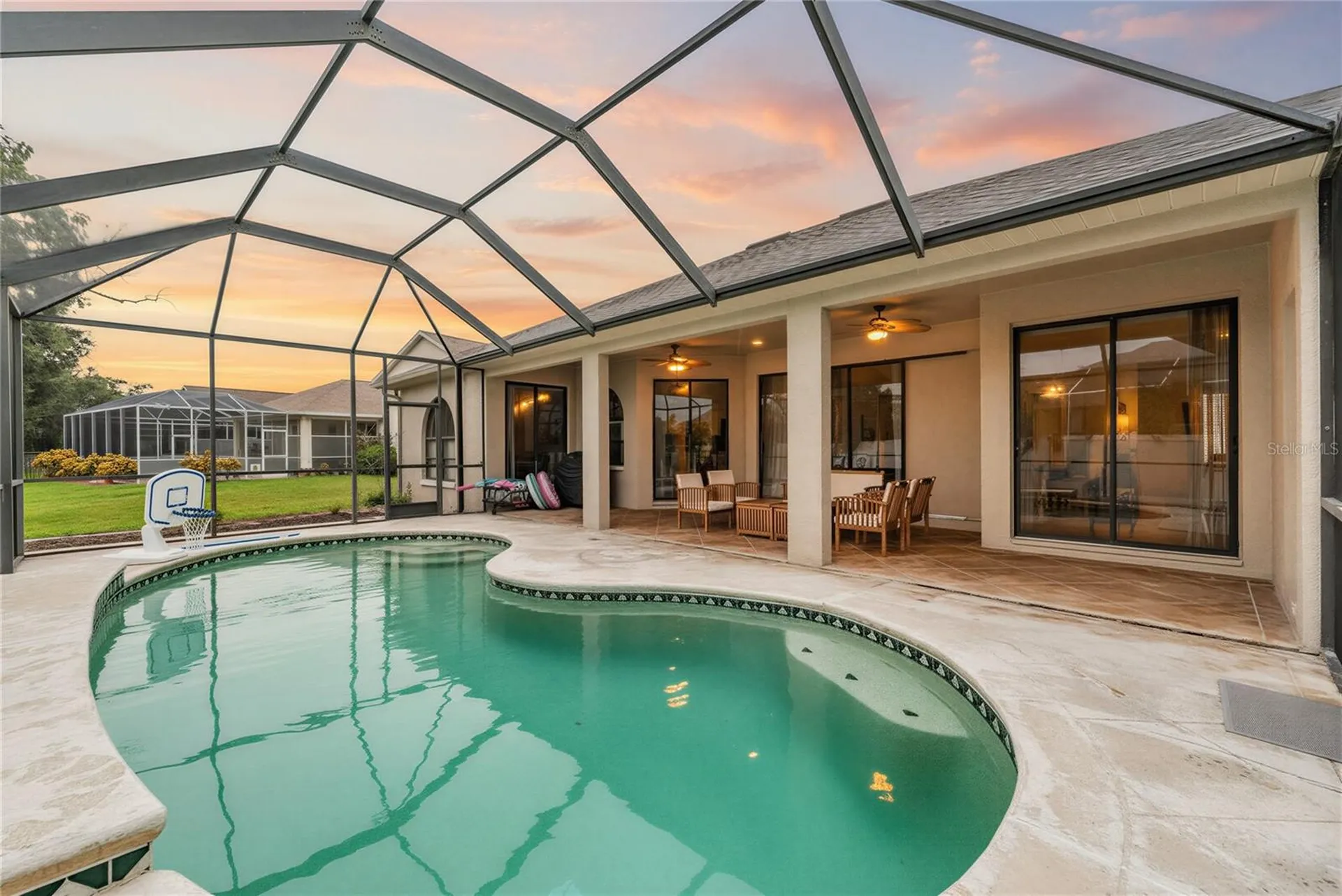 821 Greenview Drive Apollo Beach FL 33572