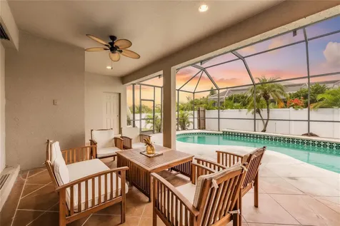 821 Greenview Drive Apollo Beach FL 33572