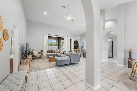 821 Greenview Drive Apollo Beach FL 33572