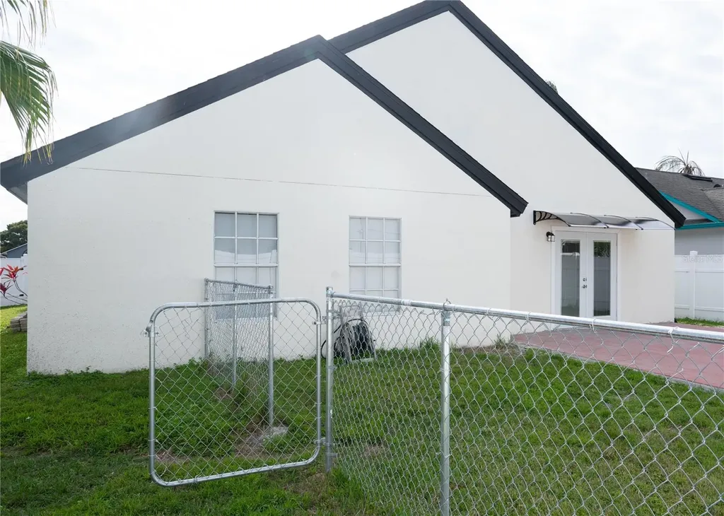 2319 Island Club Way Orlando FL 32822