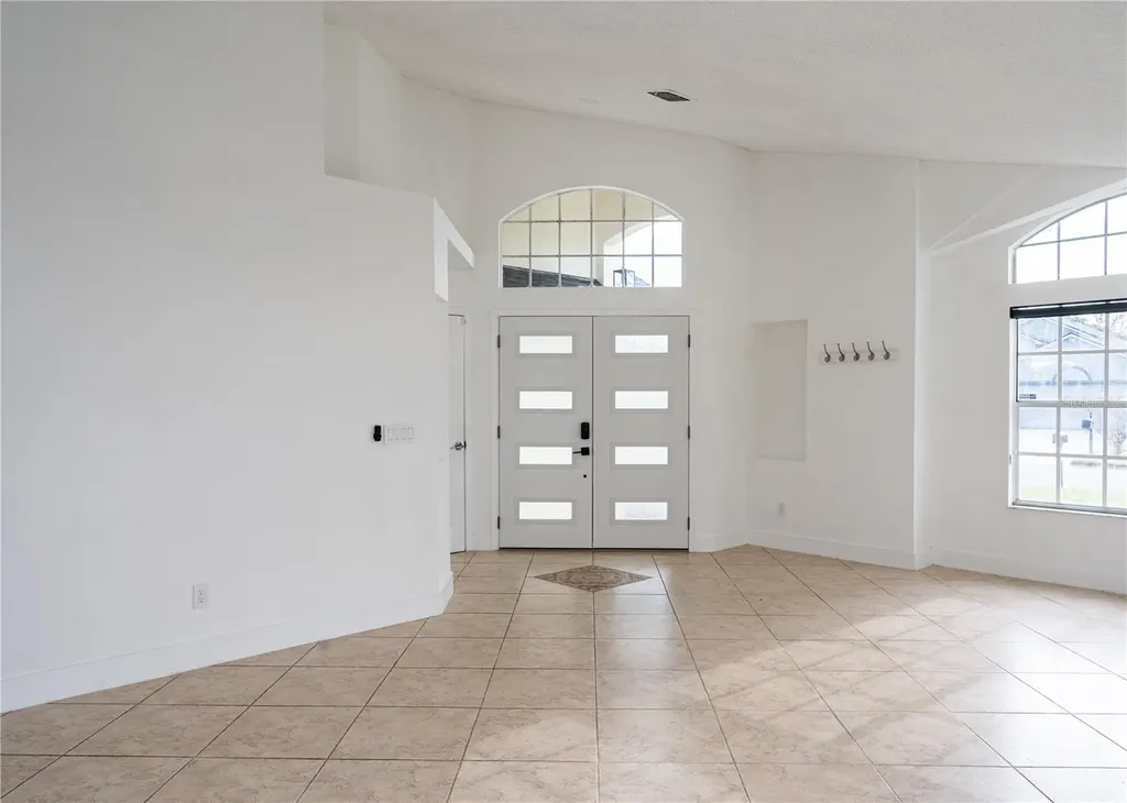 2319 Island Club Way Orlando FL 32822