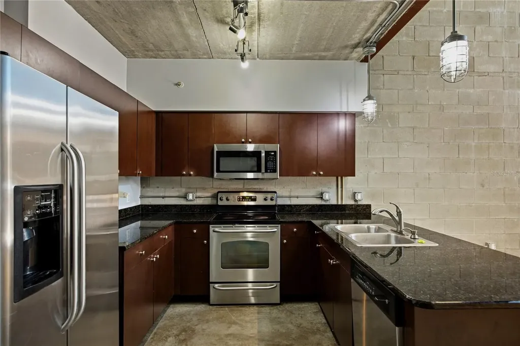 2515 SW 35th Place Gainesville FL 32608
