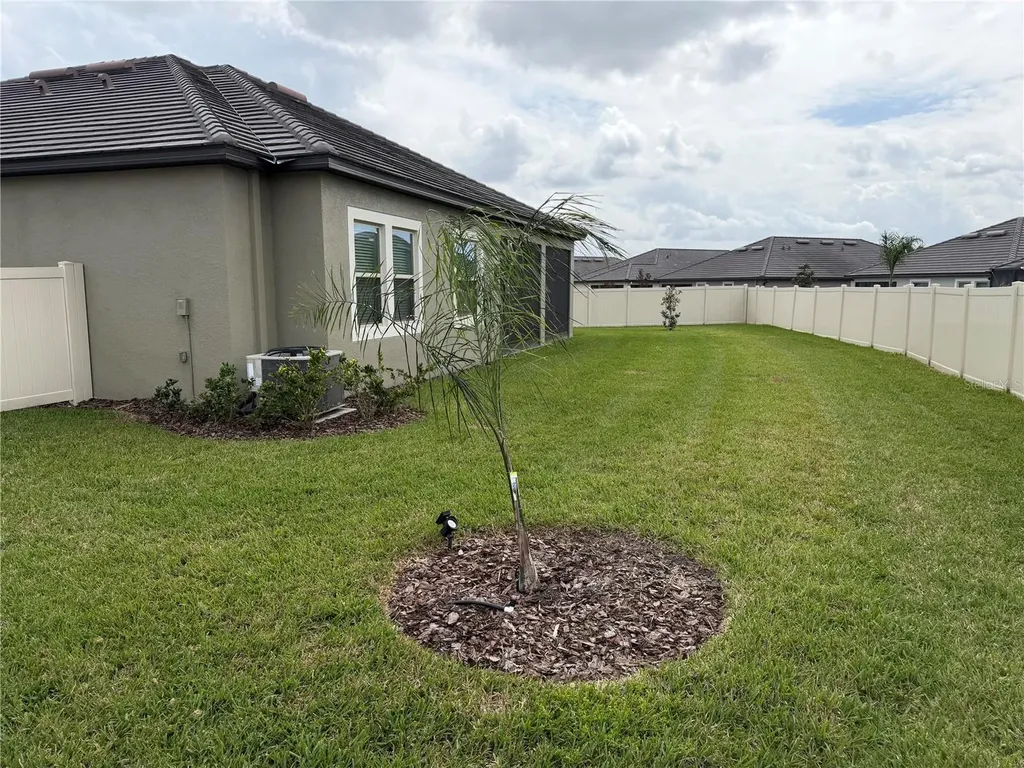 31875 Magna Gulf Loop San Antonio FL 33756