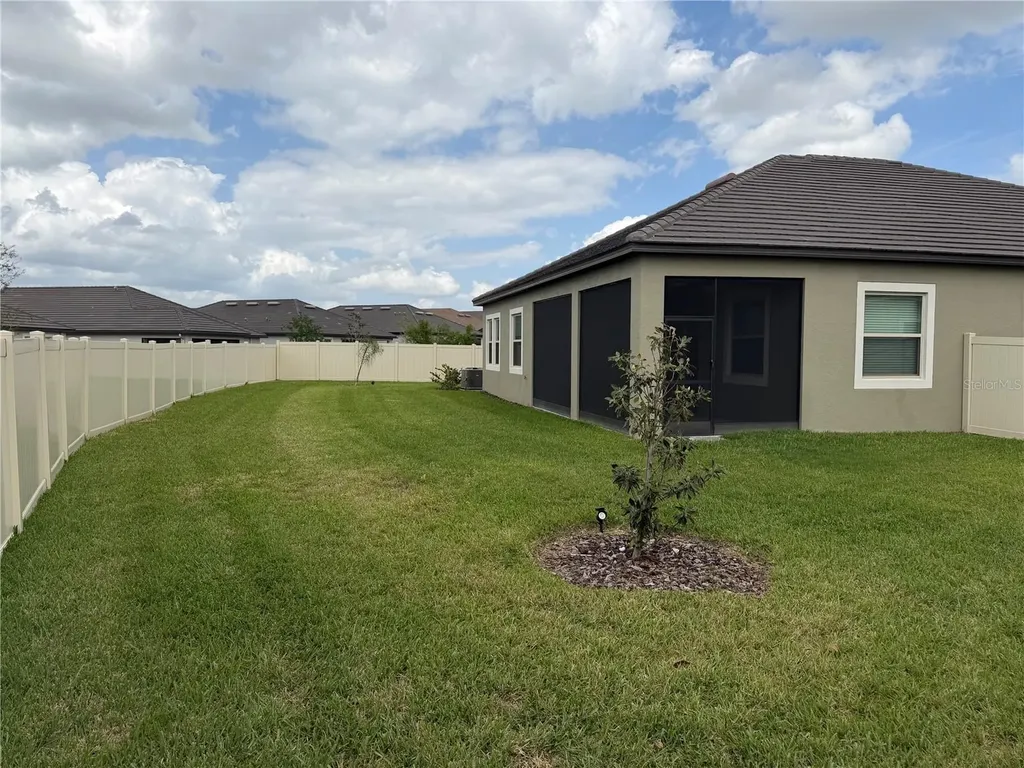 31875 Magna Gulf Loop San Antonio FL 33756