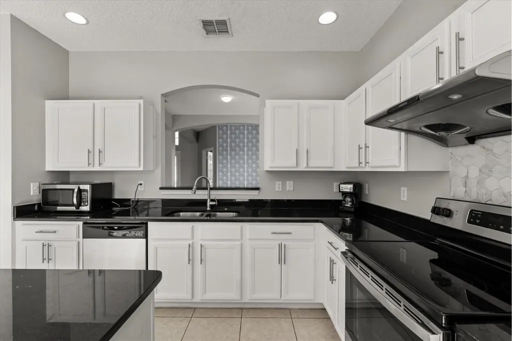 158 Barefoot Beach Way Kissimmee FL 34746