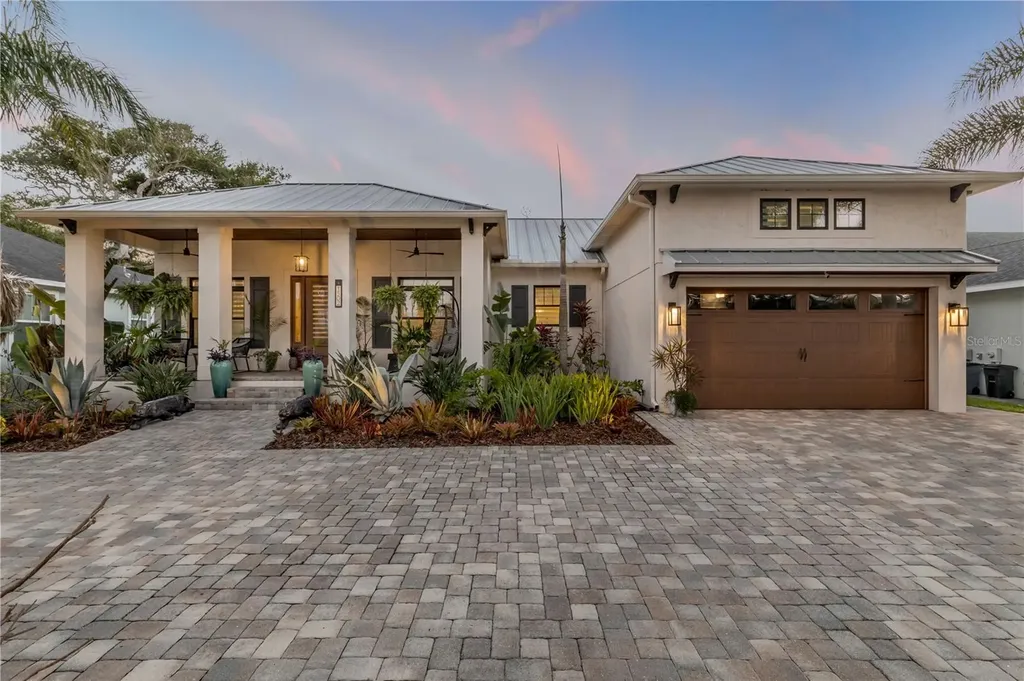 1502 Saxon Drive New Smyrna Beach FL 32169