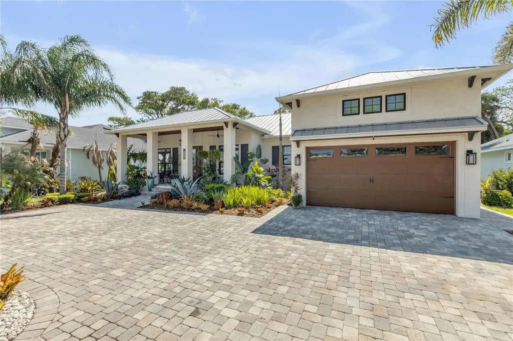 1502 Saxon Drive New Smyrna Beach FL 32169