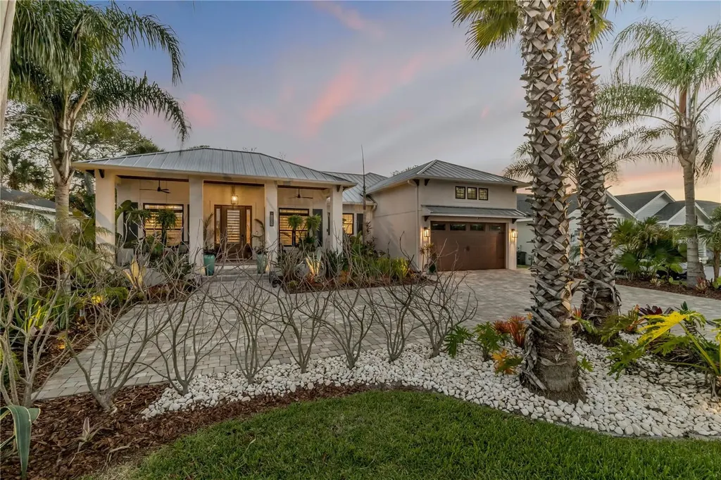 1502 Saxon Drive New Smyrna Beach FL 32169