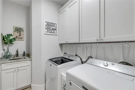 1502 Saxon Drive New Smyrna Beach FL 32169