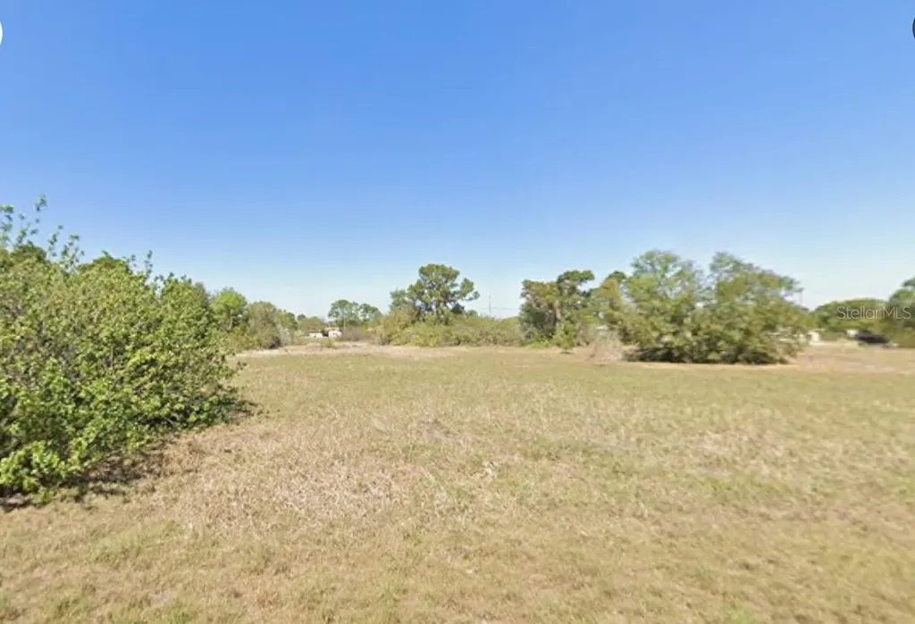 236 Starlight Avenue Lake Placid FL 33852