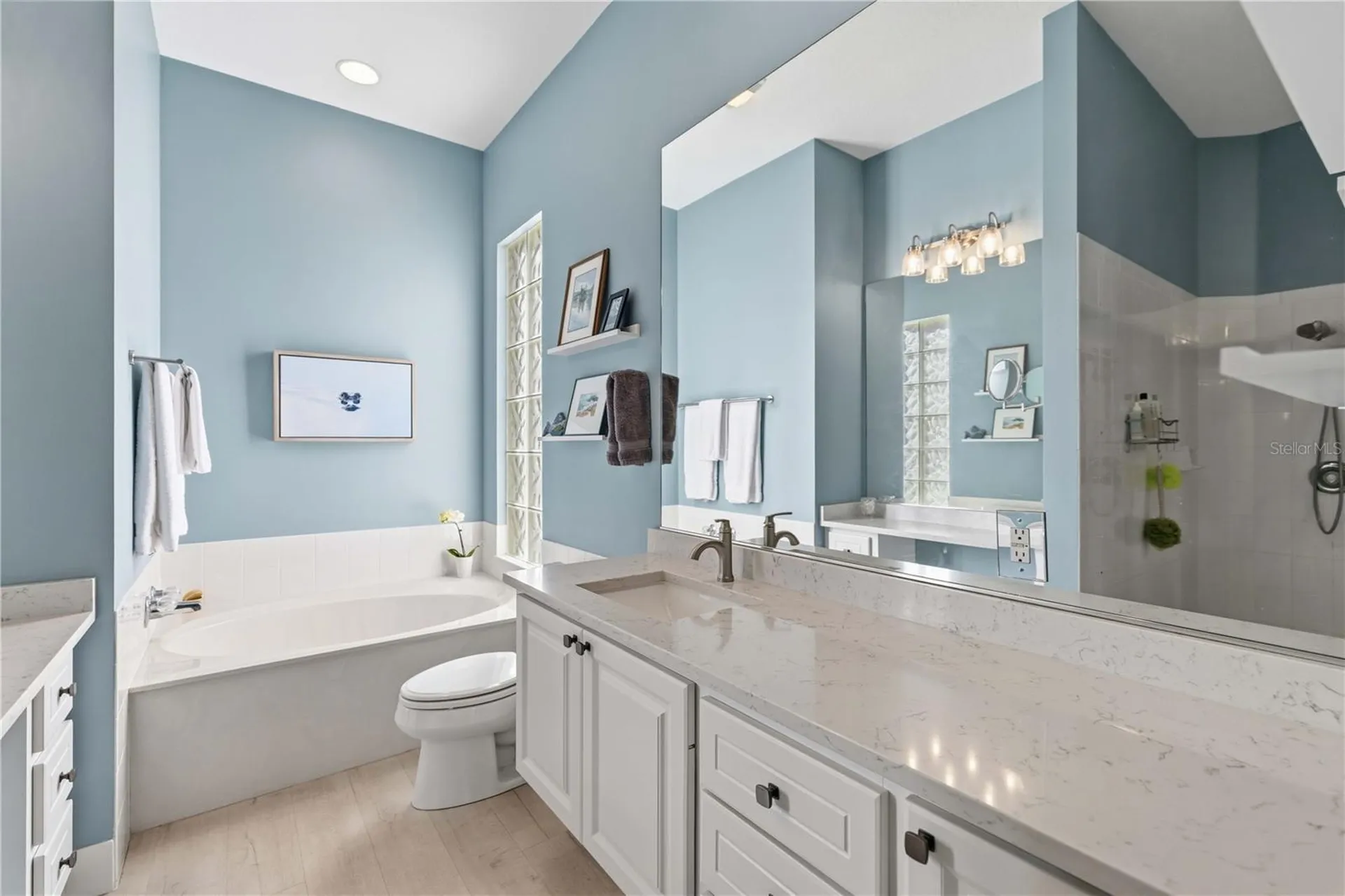 5696 Ferrara Drive Sarasota FL 34238