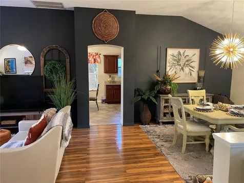313 Gonzales Place Lady Lake FL 32159