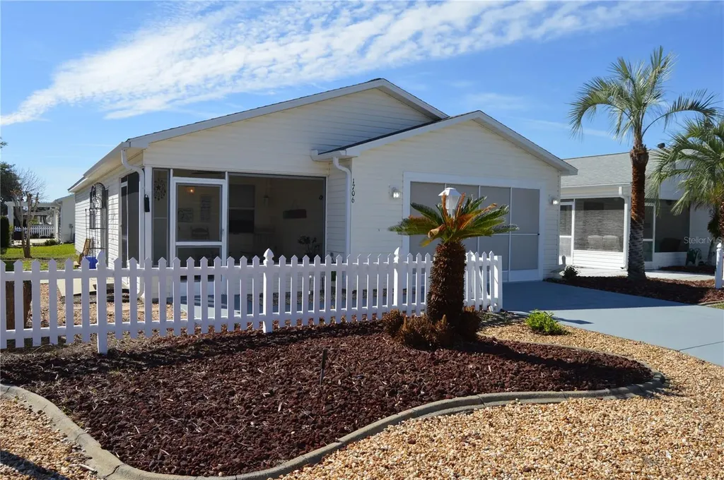 1706 El Nino Street The Villages FL 32162