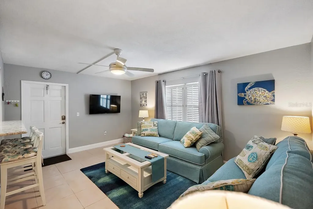 11440 1st Street E Treasure Island FL 33706