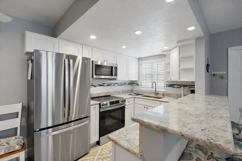 11440 1st Street E Treasure Island FL 33706