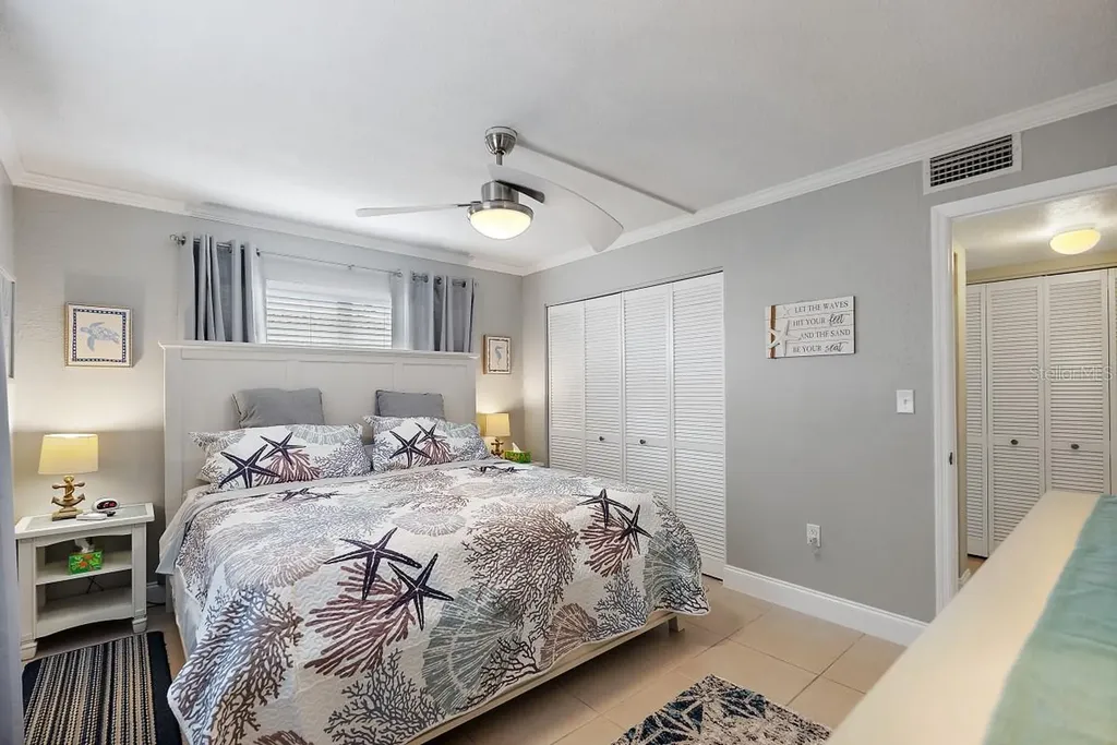 11440 1st Street E Treasure Island FL 33706
