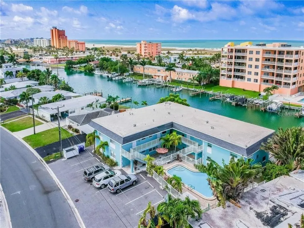 11440 1st Street E Treasure Island FL 33706