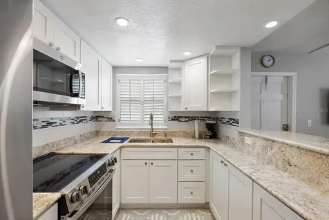 11440 1st Street E Treasure Island FL 33706