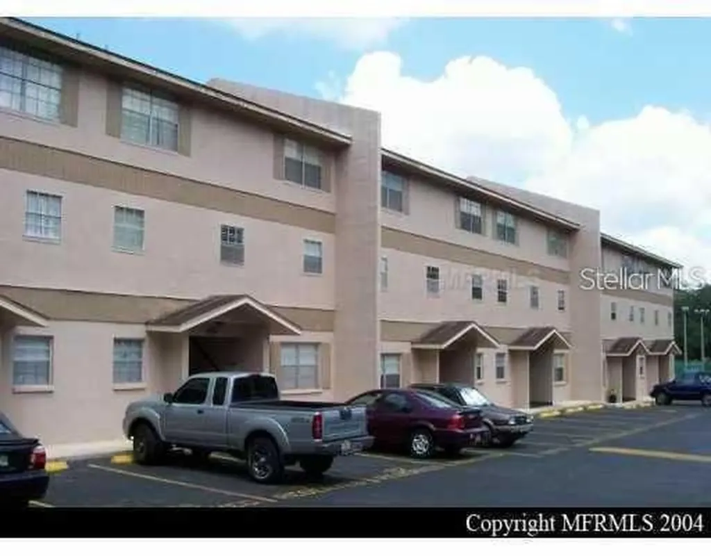 14470 Reuter Strasse Circle Tampa FL 33613
