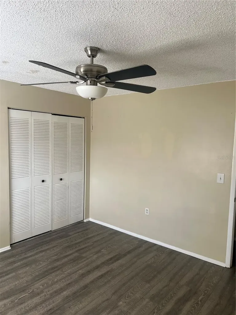 14470 Reuter Strasse Circle Tampa FL 33613